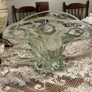 Elegant Clear Glass Vase